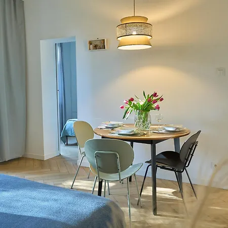 The Nest Wola Rondo Daszynskiego * Warszawa