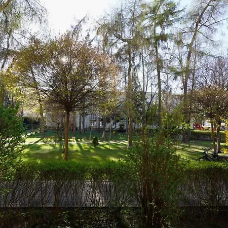 The Nest Rondo Daszynskiego Apartment